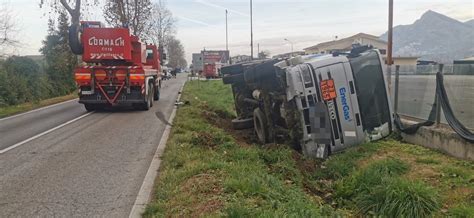 incidente castrocielo|Incidente sulla Casilina, si scontrano unauto e una cisterna di Gpl ...